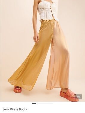 Jen's Pirate Booty Two-Tone Satin Wide-Leg Pants in Gold and Blush